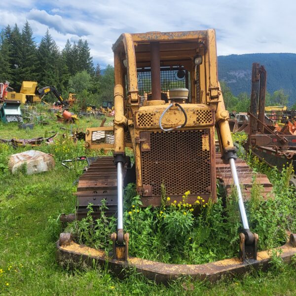 Second image of Komatsu D65 Dozer Crawler