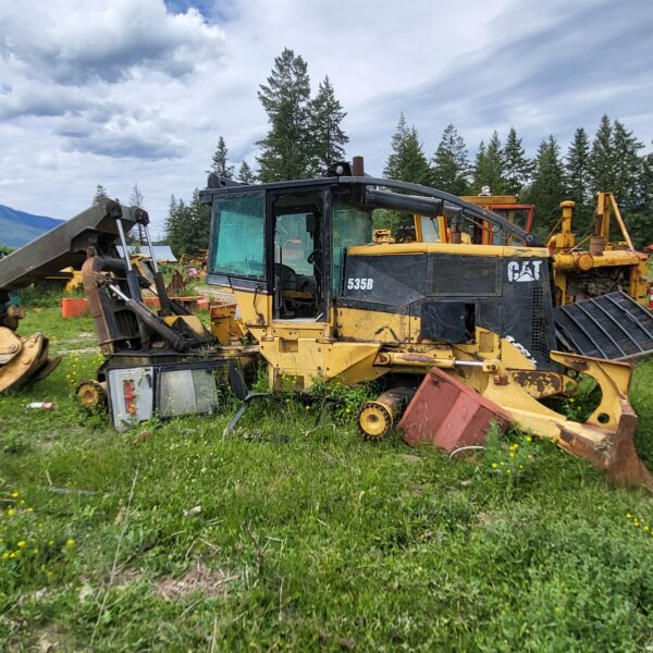 Second image of Cat 535B Grapple Skidder