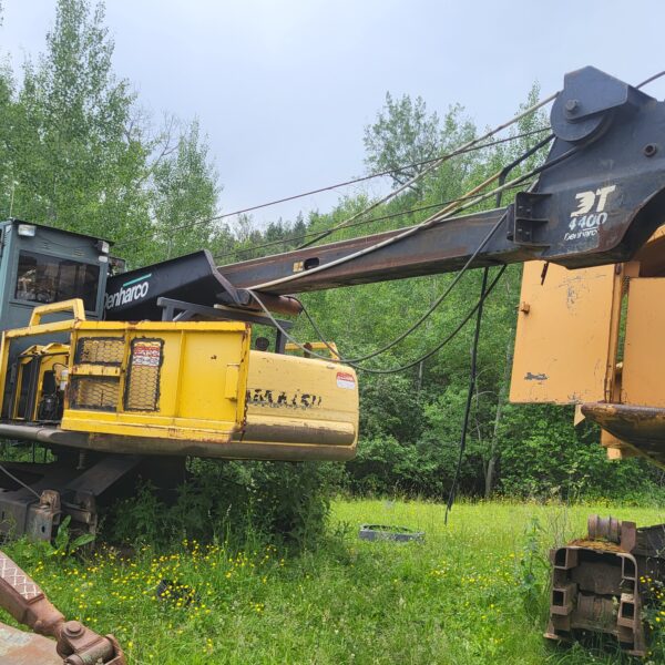 Komatsu 4400 with Denharco Stroker