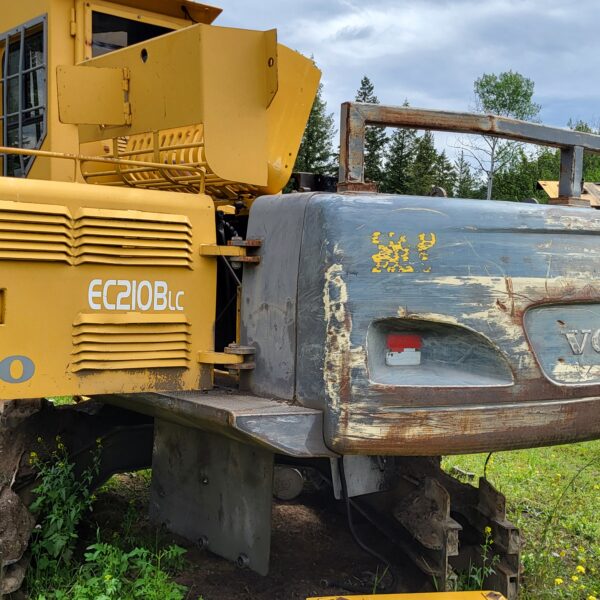 Second image of Volvo 210BLC Excavator